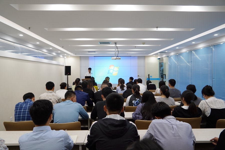 豪门国际“四表三小组”管理制度正式实施