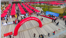 <b>春暖花开，职为你来--豪门国际参加郑州高新区2021春风行动暨就业服务专项活动</b>